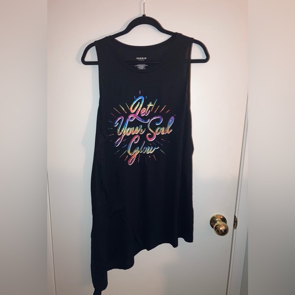 🛍️Torrid Active Tank ‼️LOWEST PRICE‼️ - Picture 6 of 8